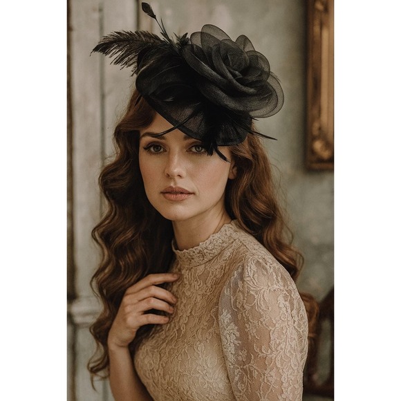 Vintage Black Feather Mesh Pillbox Style Fascinator Derby Cocktail Wedding Hat - Picture 1 of 4